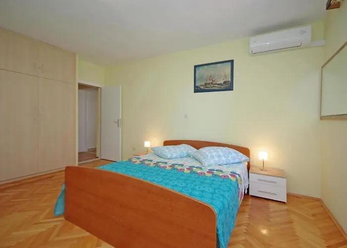 With Parking Space - 18898 Apartamento Makarska